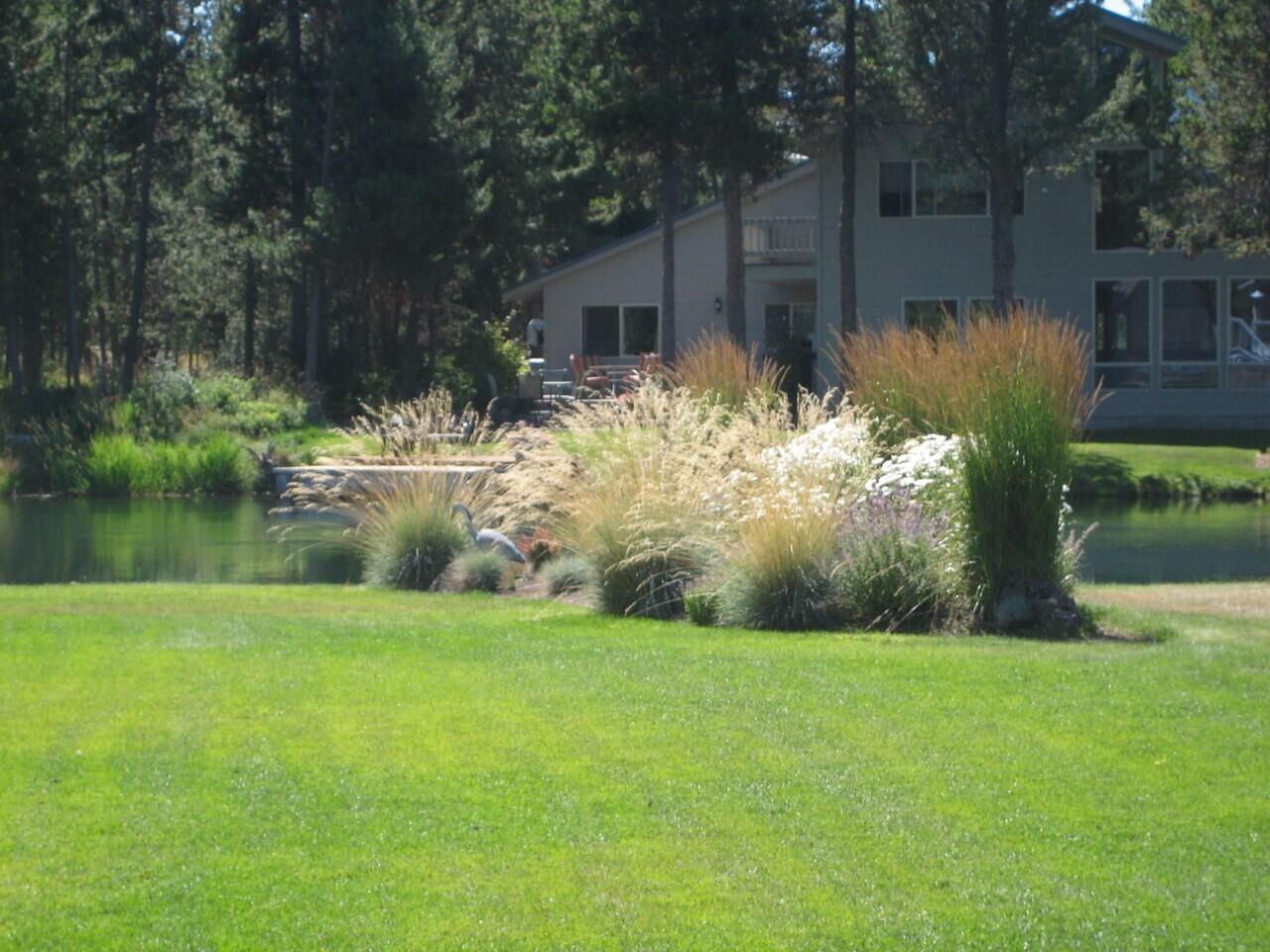 Desc Rvr Hmst Rimrk - Residential