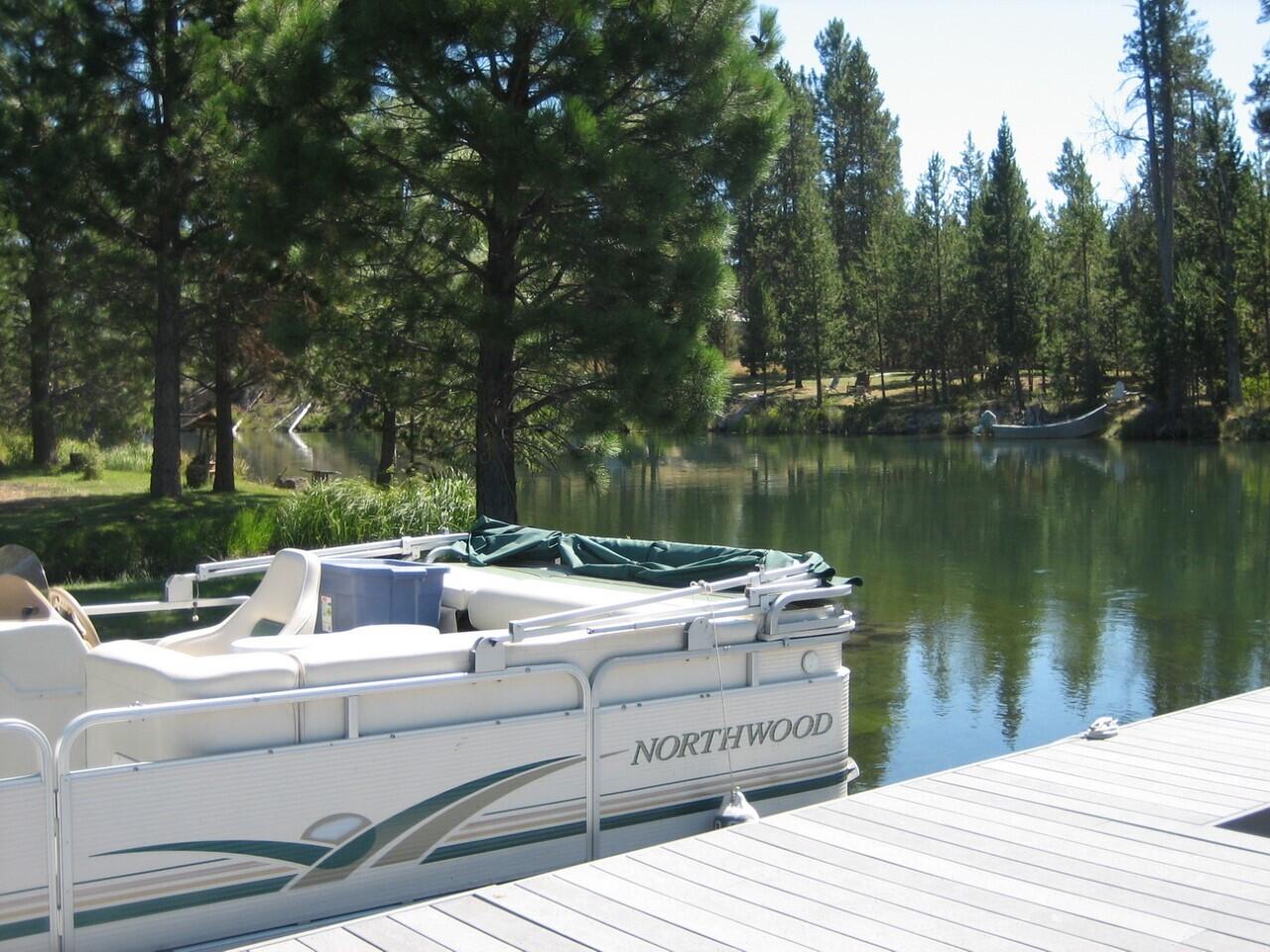 Desc Rvr Hmst Rimrk - Residential