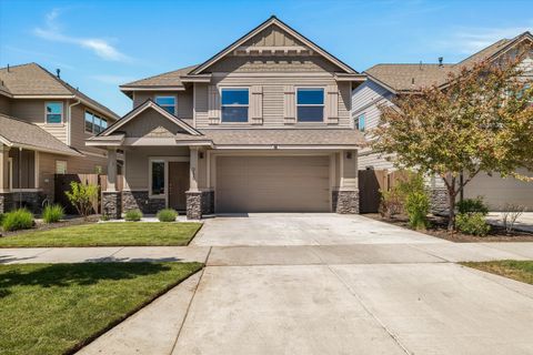 Photo of 3120 NE Marea Drive, Bend, OR 97701 (MLS # 220221744)