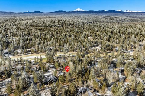 Tiny photo for 58108 Tournament Lane #4, Sunriver, OR 97707 (MLS # 220215426)