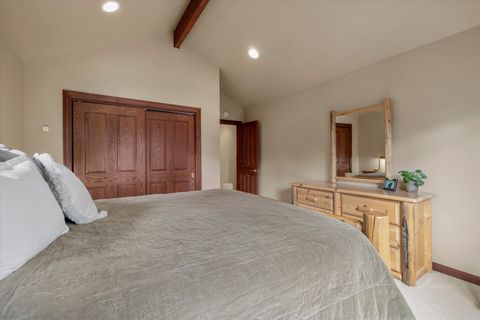 Tiny photo for 58108 Tournament Lane #4, Sunriver, OR 97707 (MLS # 220215426)