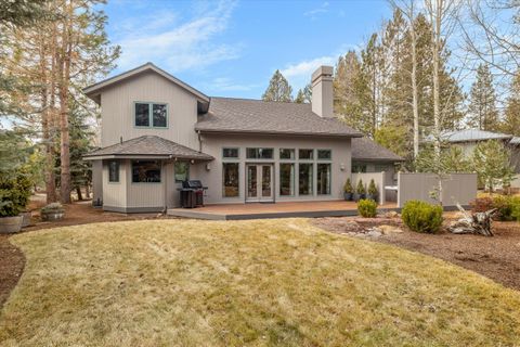 Tiny photo for 58108 Tournament Lane #4, Sunriver, OR 97707 (MLS # 220215426)