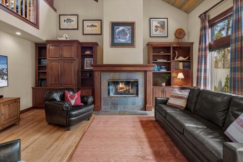 Tiny photo for 58108 Tournament Lane #4, Sunriver, OR 97707 (MLS # 220215426)