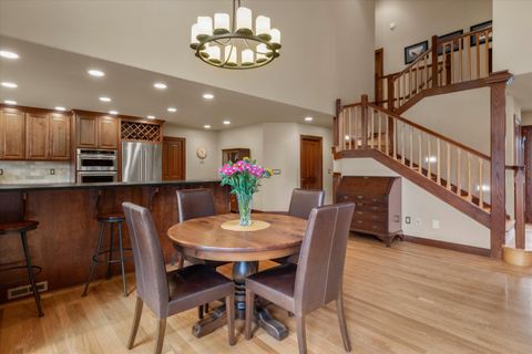 Tiny photo for 58108 Tournament Lane #4, Sunriver, OR 97707 (MLS # 220215426)