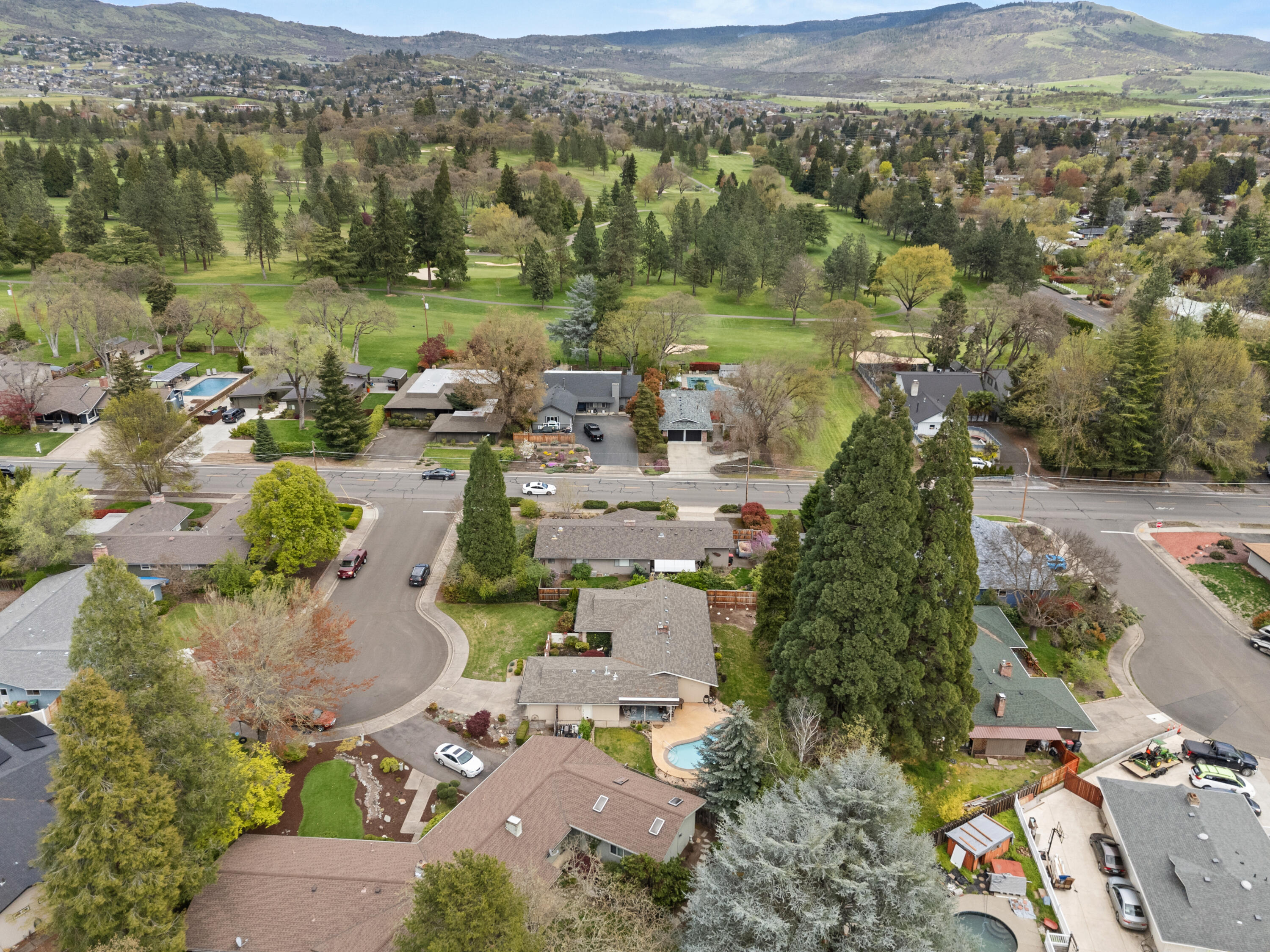 Country Club Meadows Unit No 1 - Residential