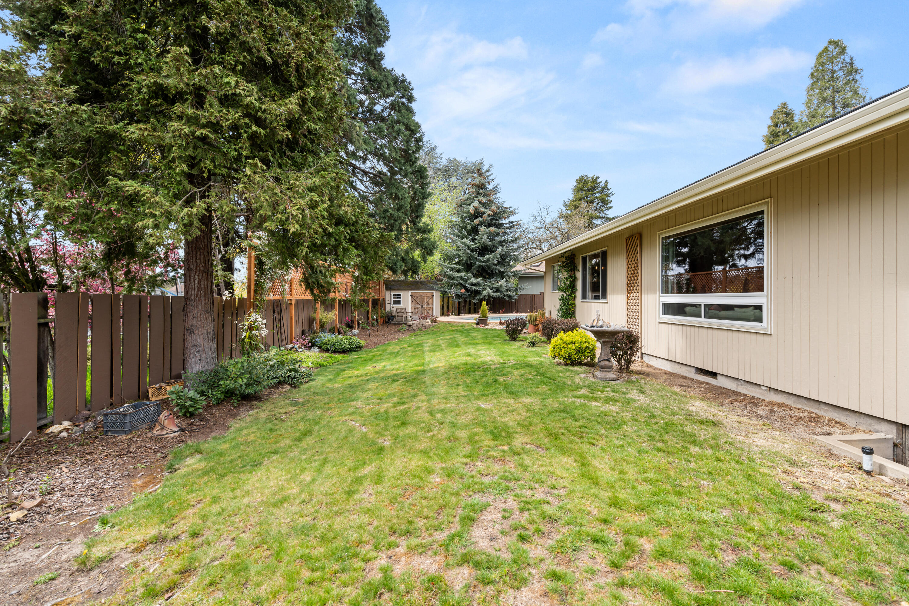 Country Club Meadows Unit No 1 - Residential