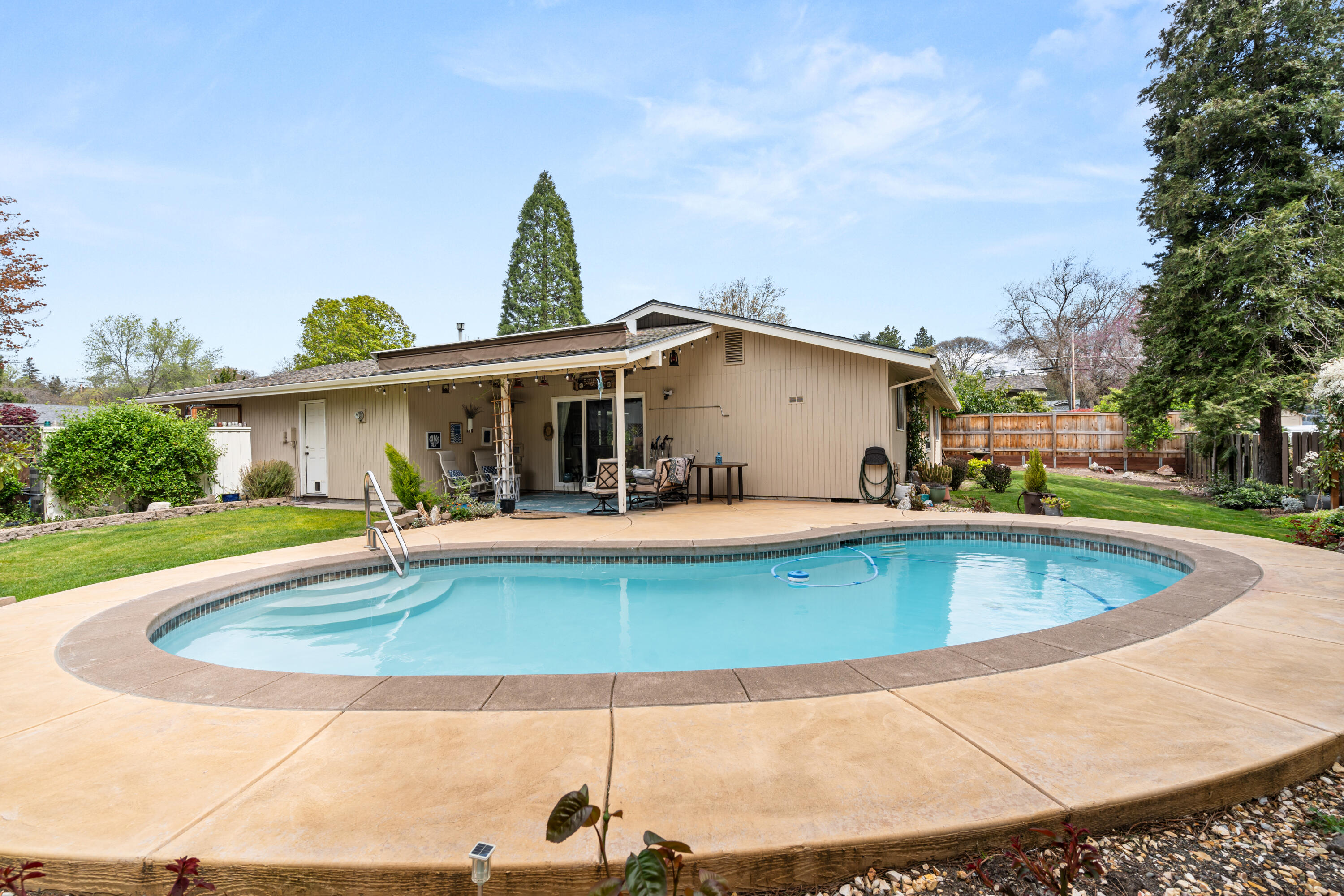 Country Club Meadows Unit No 1 - Residential