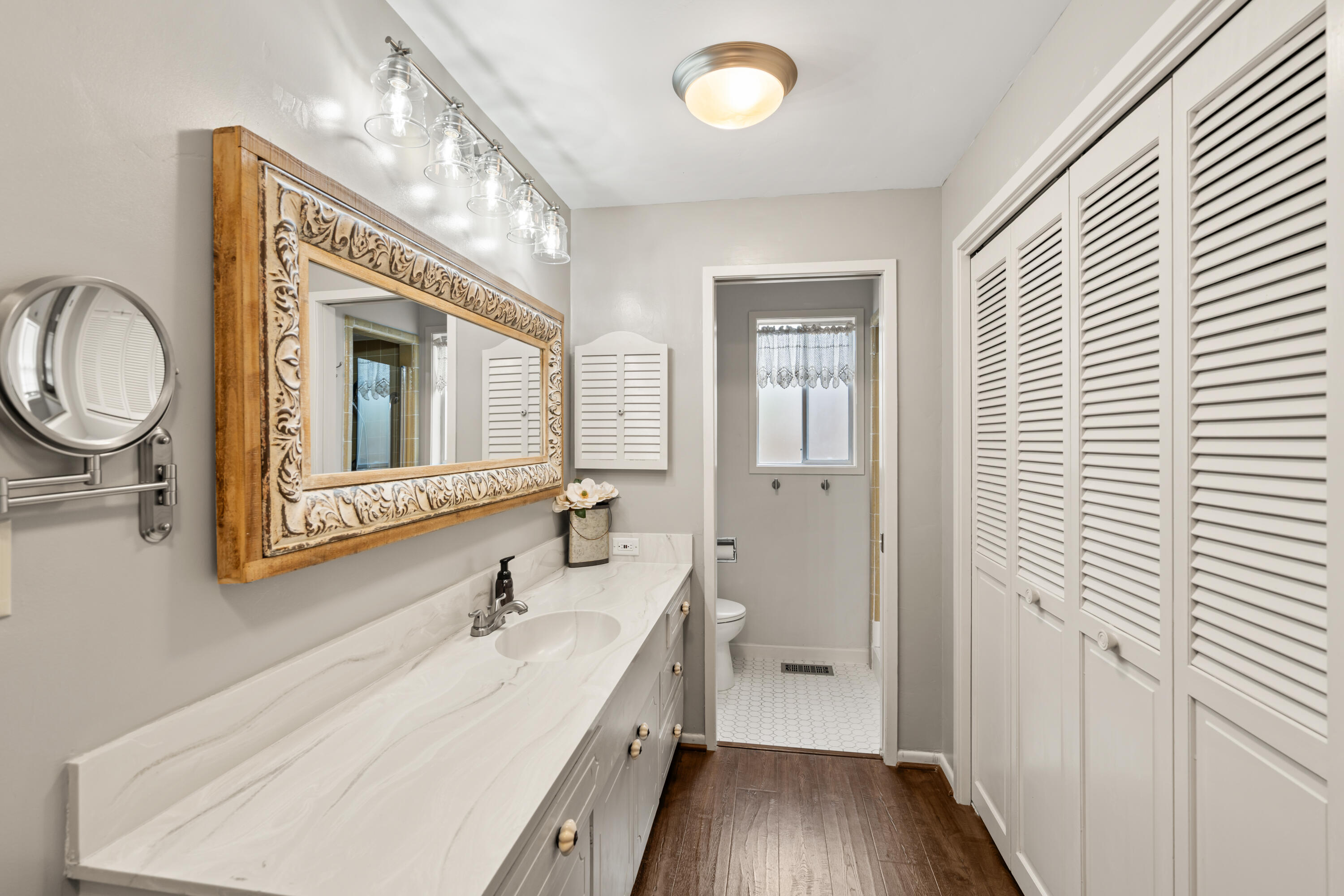 Country Club Meadows Unit No 1 - Residential