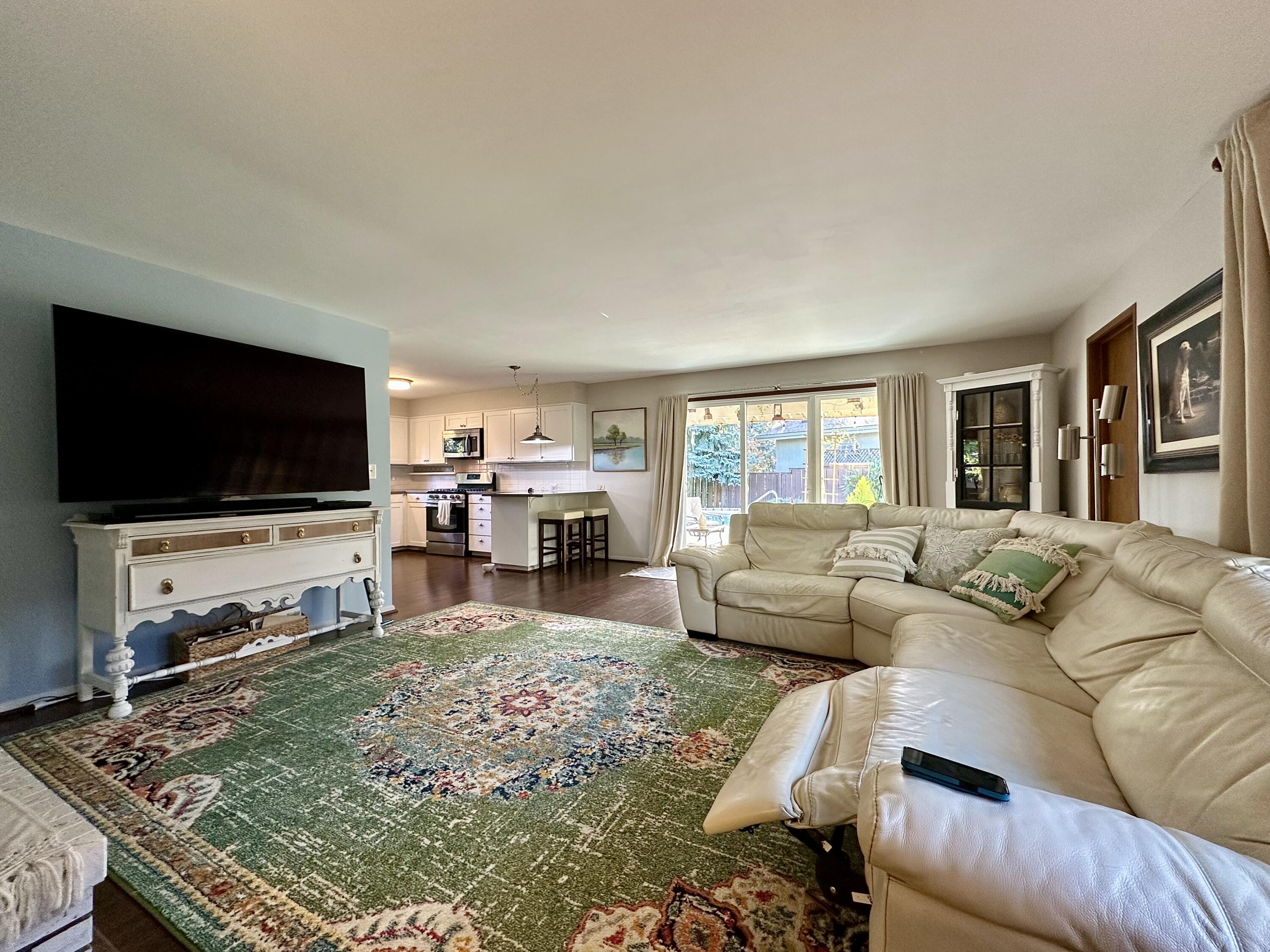 Country Club Meadows Unit No 1 - Residential