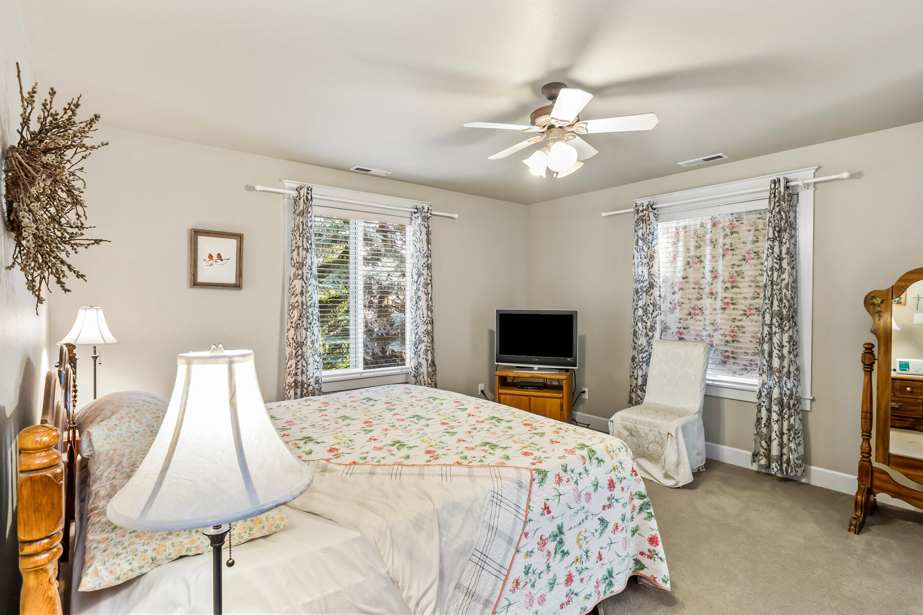 Hawks Ridge - Residential