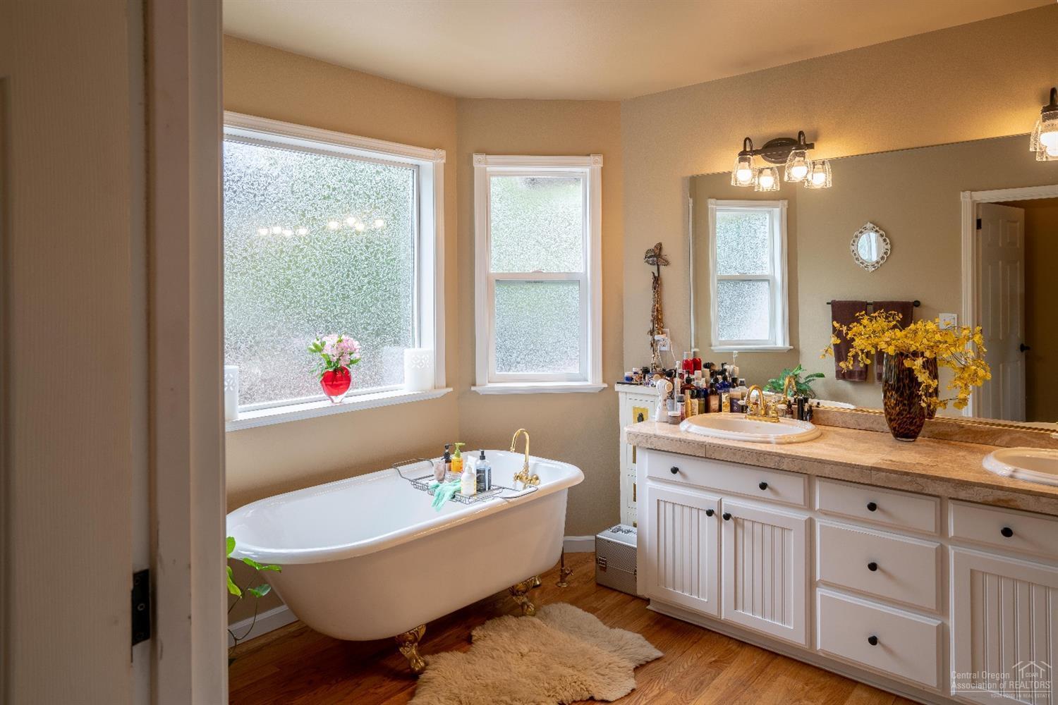 Mtn Gate - Residential