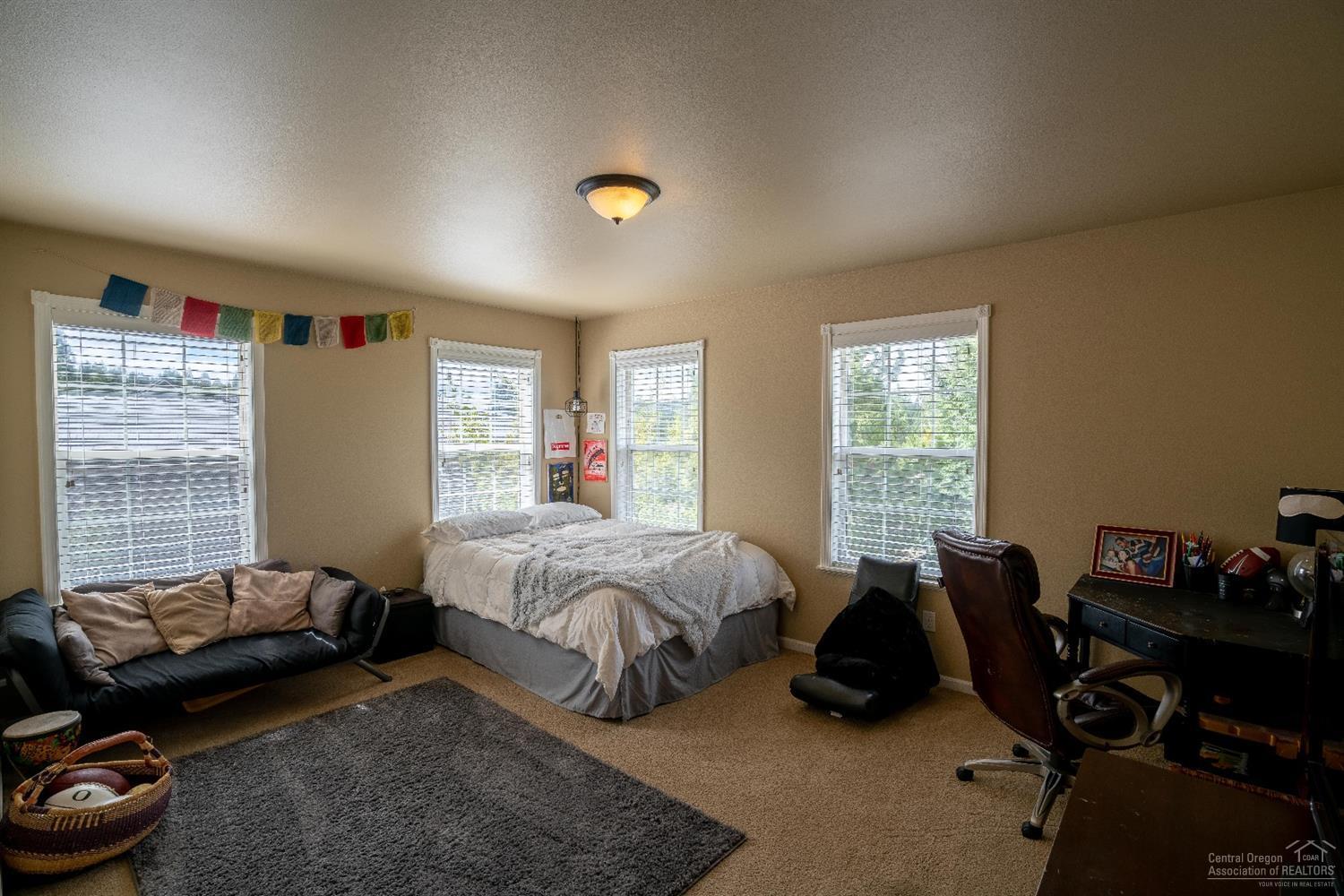 Mtn Gate - Residential