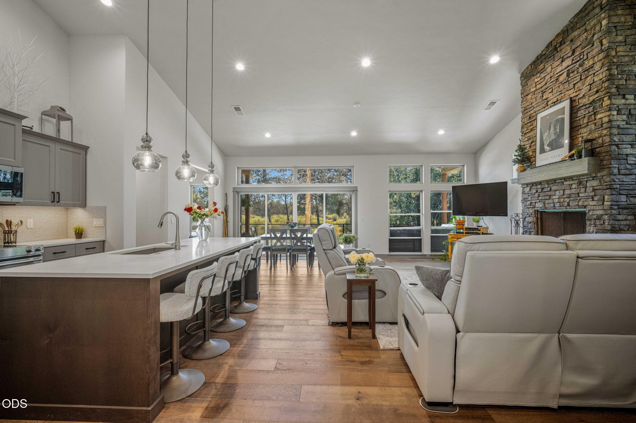 54635 Silver Fox Drive