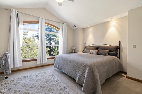 Tiny photo for 6818 Coopers Hawk Road, Klamath Falls, OR 97601 (MLS # 220225909)