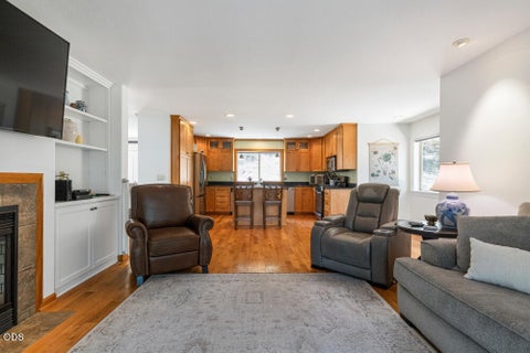 Tiny photo for 6818 Coopers Hawk Road, Klamath Falls, OR 97601 (MLS # 220225909)