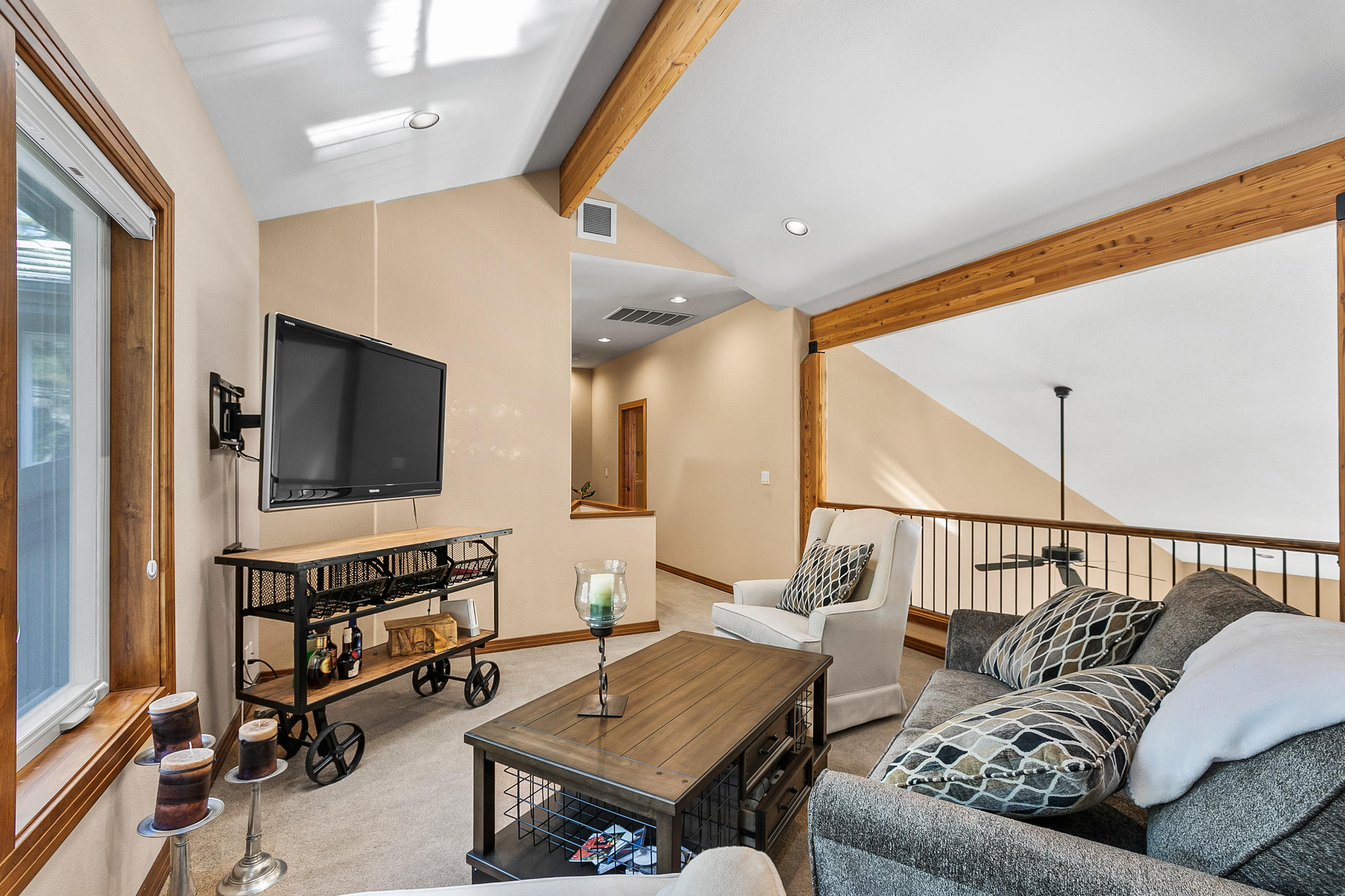 Broken Top - Residential