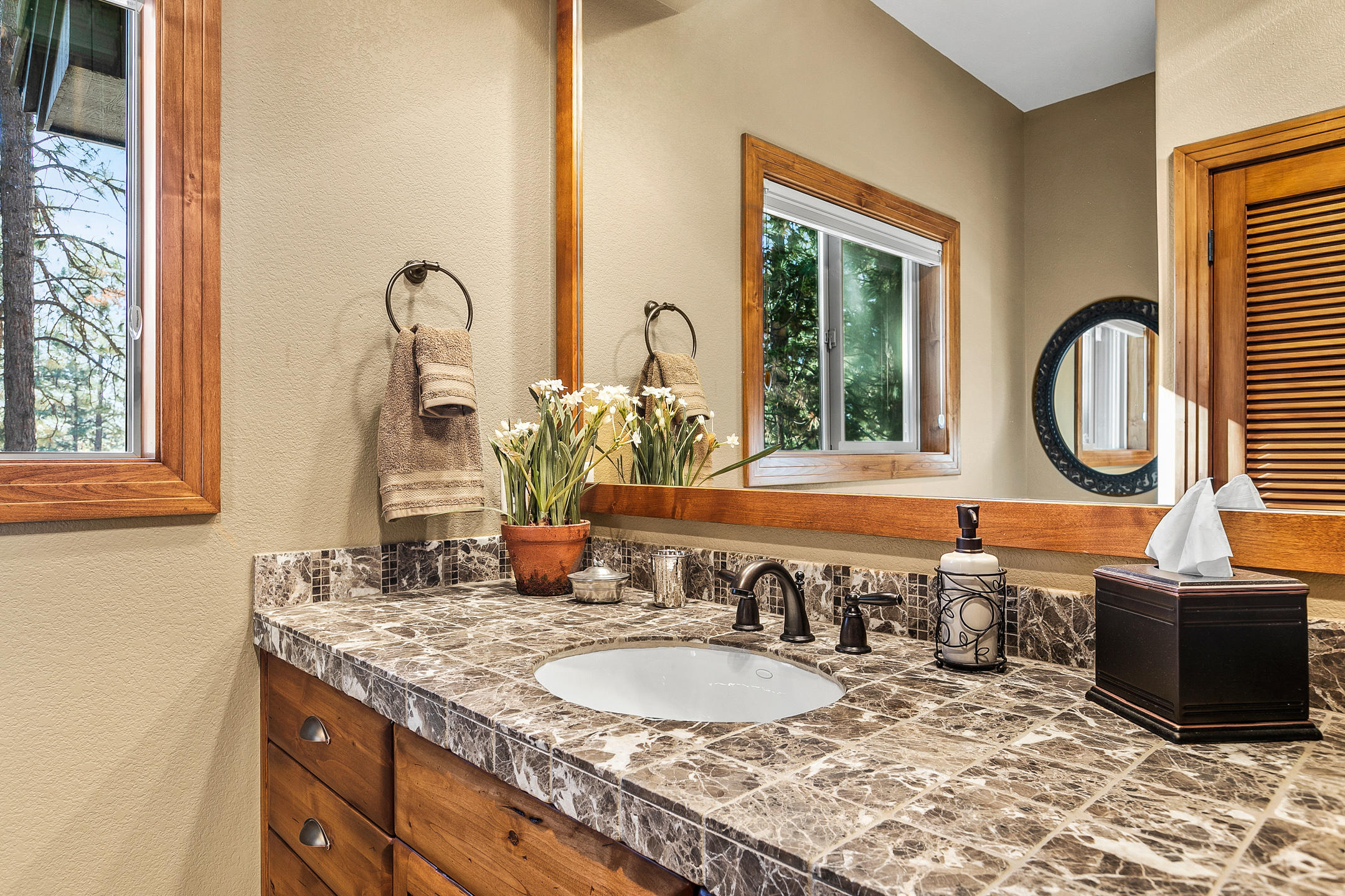 Broken Top - Residential