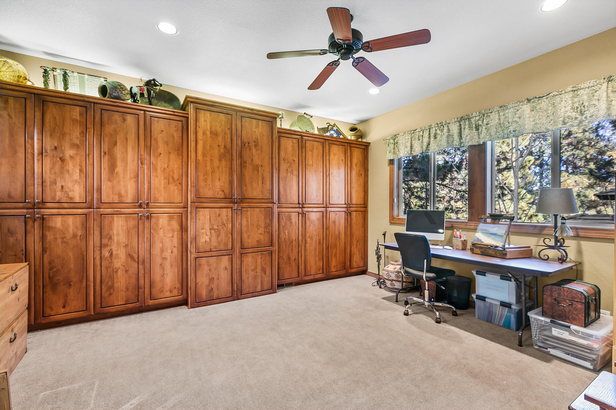 Broken Top - Residential