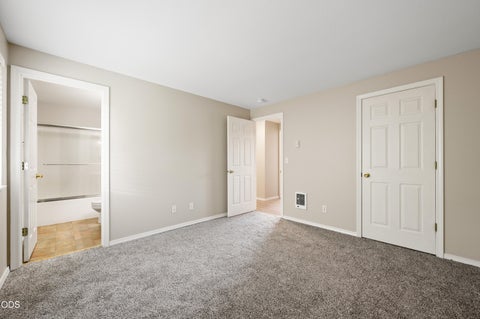 Tiny photo for 1029 SE Algonquian Loop, Prineville, OR 97754 (MLS # 220223055)