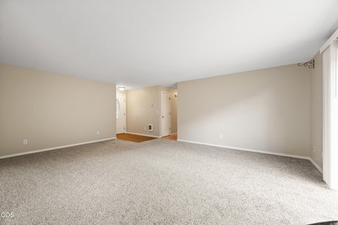 Tiny photo for 1029 SE Algonquian Loop, Prineville, OR 97754 (MLS # 220223055)