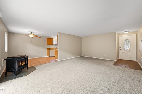 Tiny photo for 1029 SE Algonquian Loop, Prineville, OR 97754 (MLS # 220223055)