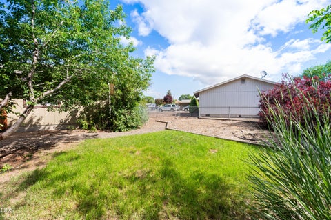 Tiny photo for 1029 SE Algonquian Loop, Prineville, OR 97754 (MLS # 220223055)