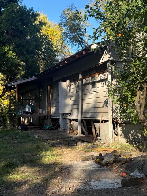 Tiny photo for 17904 Redwood Highway, Selma, OR 97538 (MLS # 220212335)