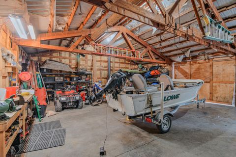 Tiny photo for 16762 Sandy Court, La Pine, OR 97739 (MLS # 220190082)