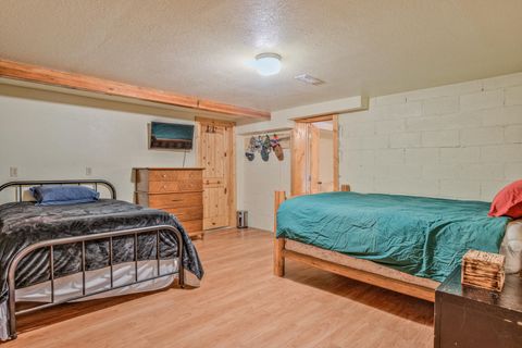 Tiny photo for 16762 Sandy Court, La Pine, OR 97739 (MLS # 220190082)