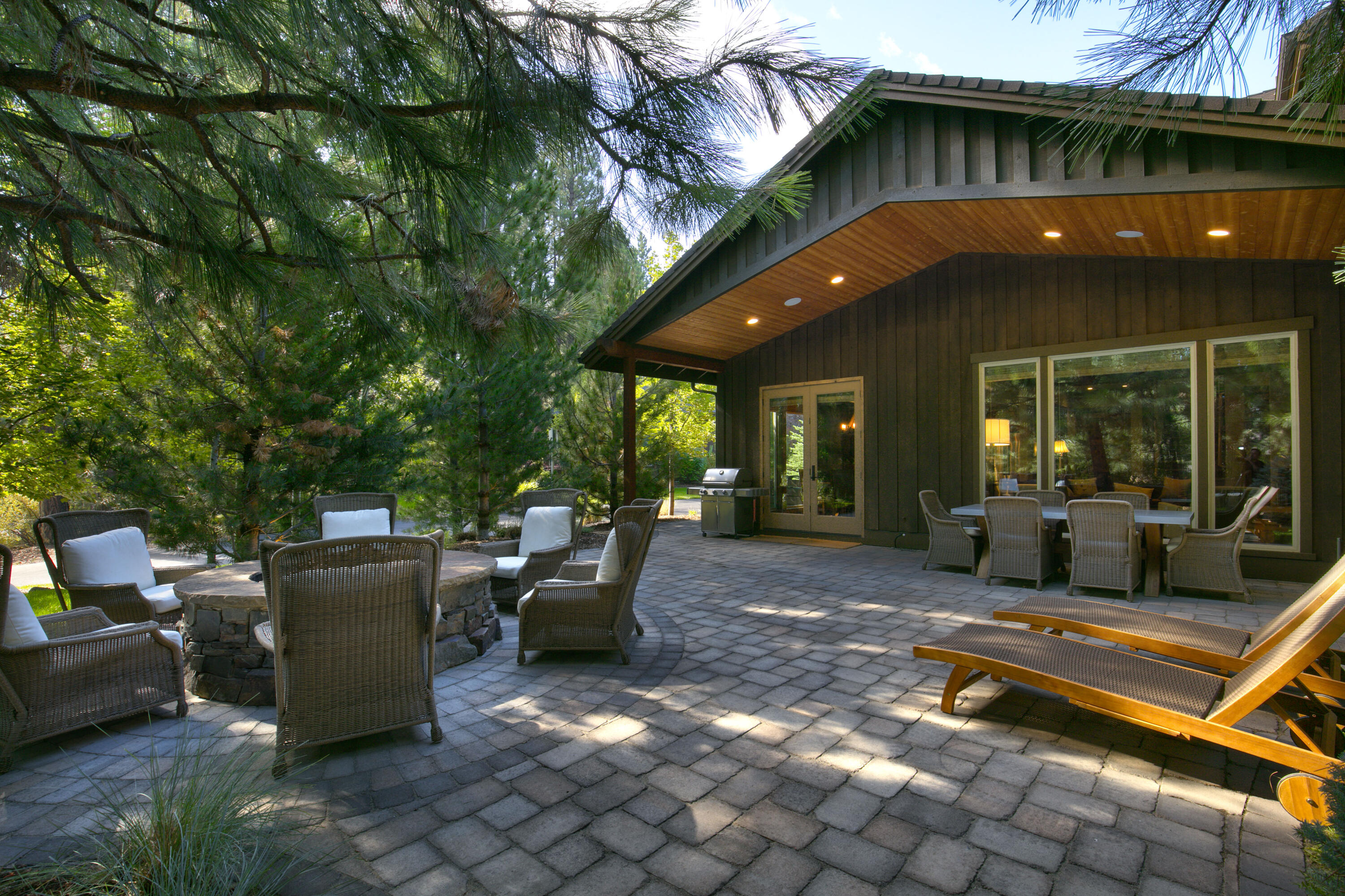 PointsWest - Residential