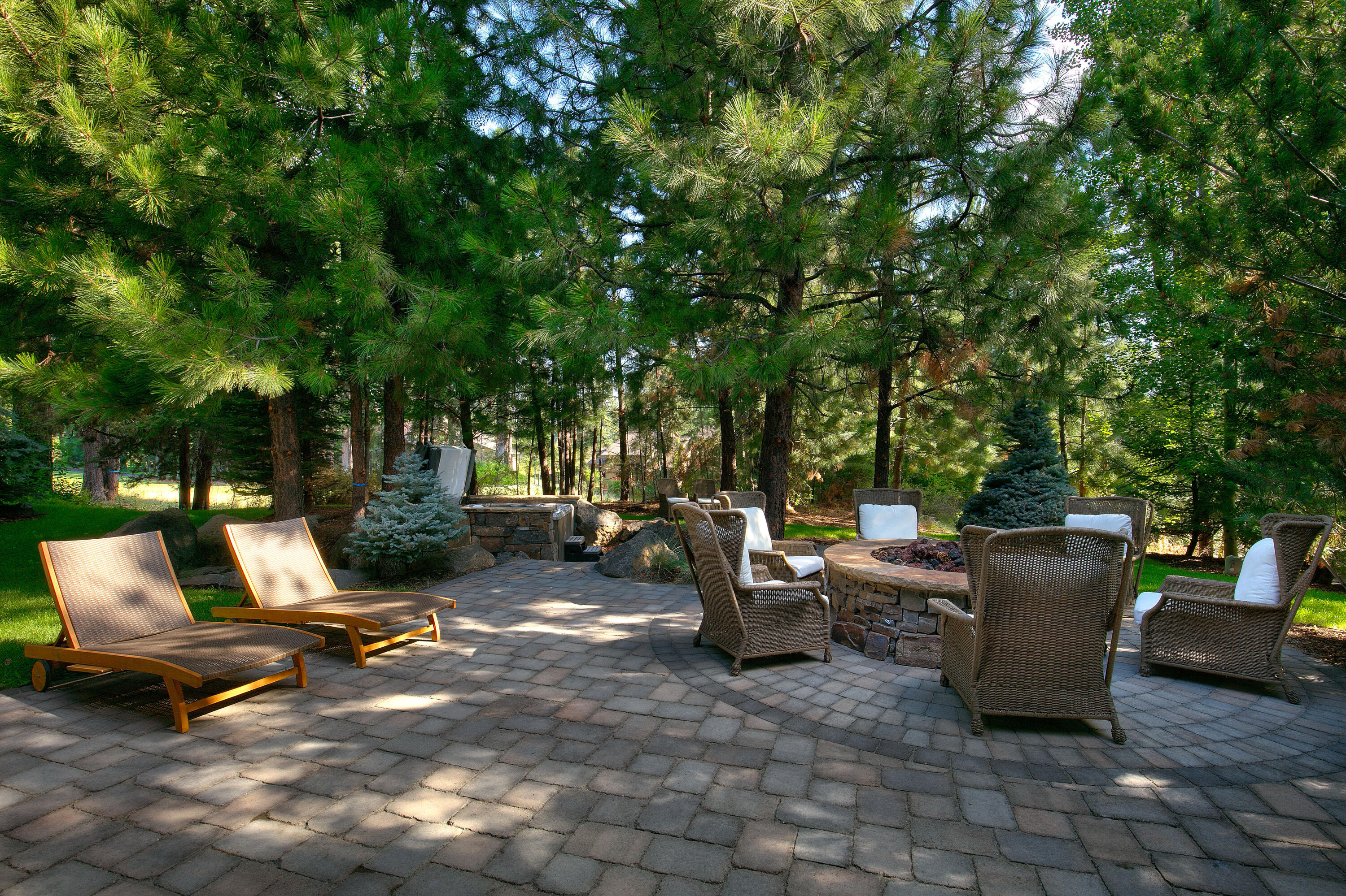 PointsWest - Residential