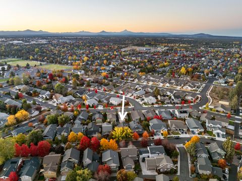 Tiny photo for 2880 NE Rainier Drive, Bend, OR 97701 (MLS # 220211640)