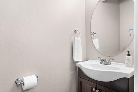 Tiny photo for 2880 NE Rainier Drive, Bend, OR 97701 (MLS # 220211640)