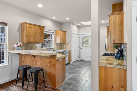 Tiny photo for 2880 NE Rainier Drive, Bend, OR 97701 (MLS # 220211640)