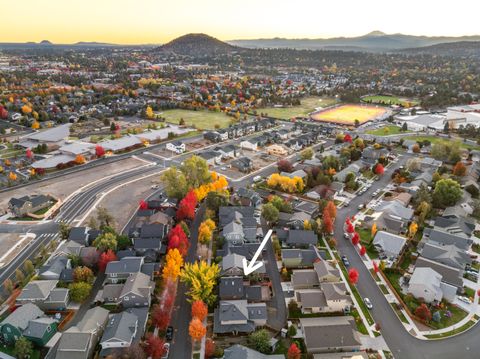 Tiny photo for 2880 NE Rainier Drive, Bend, OR 97701 (MLS # 220211640)