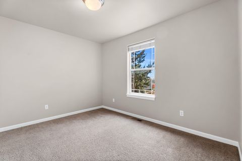 Tiny photo for 2880 NE Rainier Drive, Bend, OR 97701 (MLS # 220211640)