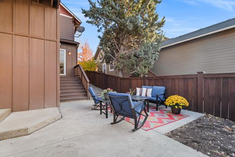 Tiny photo for 2880 NE Rainier Drive, Bend, OR 97701 (MLS # 220211640)