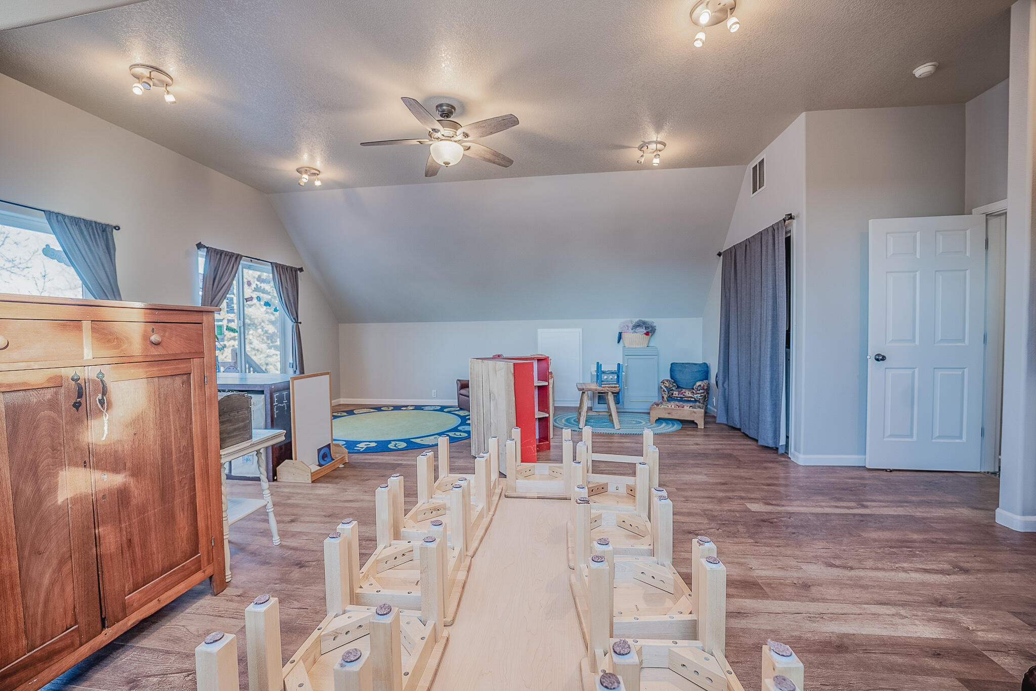 High Pointe - Residential