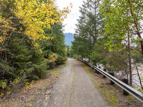 Tiny photo for 0 Sunny Valley Loop Road, Wolf Creek, OR 97497 (MLS # 220212238)
