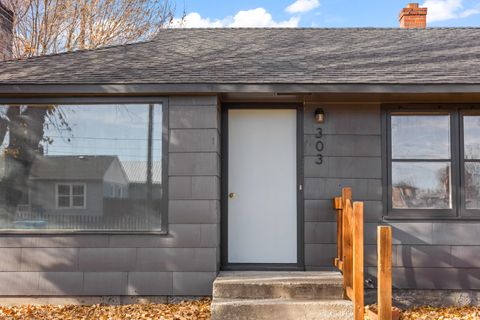 Tiny photo for 303 SW Deer Street, Prineville, OR 97754 (MLS # 220212062)