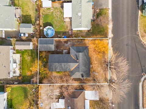 Tiny photo for 303 SW Deer Street, Prineville, OR 97754 (MLS # 220212062)