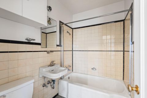 Tiny photo for 303 SW Deer Street, Prineville, OR 97754 (MLS # 220212062)