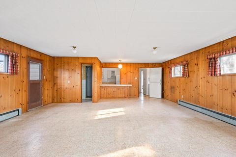 Tiny photo for 303 SW Deer Street, Prineville, OR 97754 (MLS # 220212062)