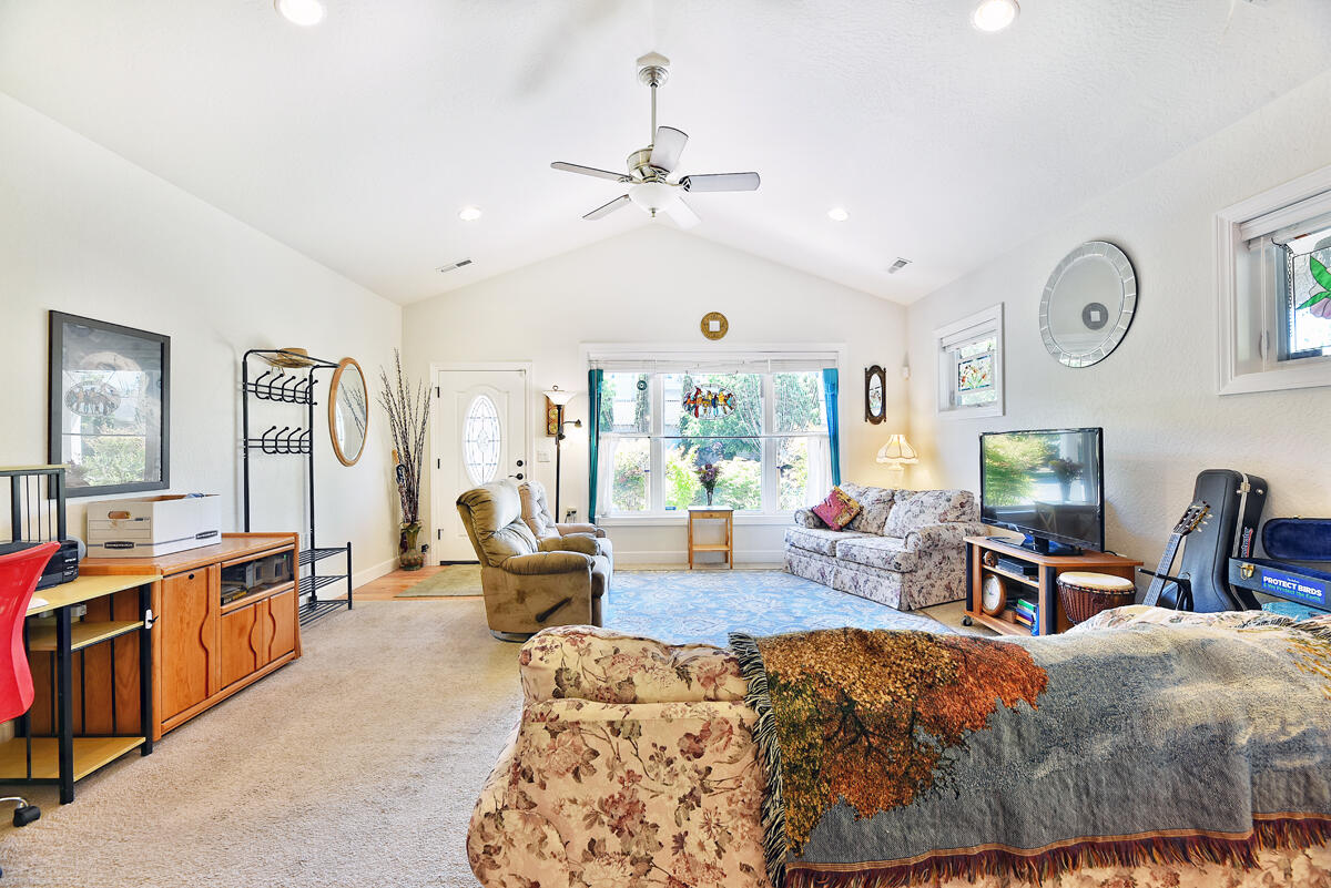 Twin Creeks Crossing Phase III - Residential