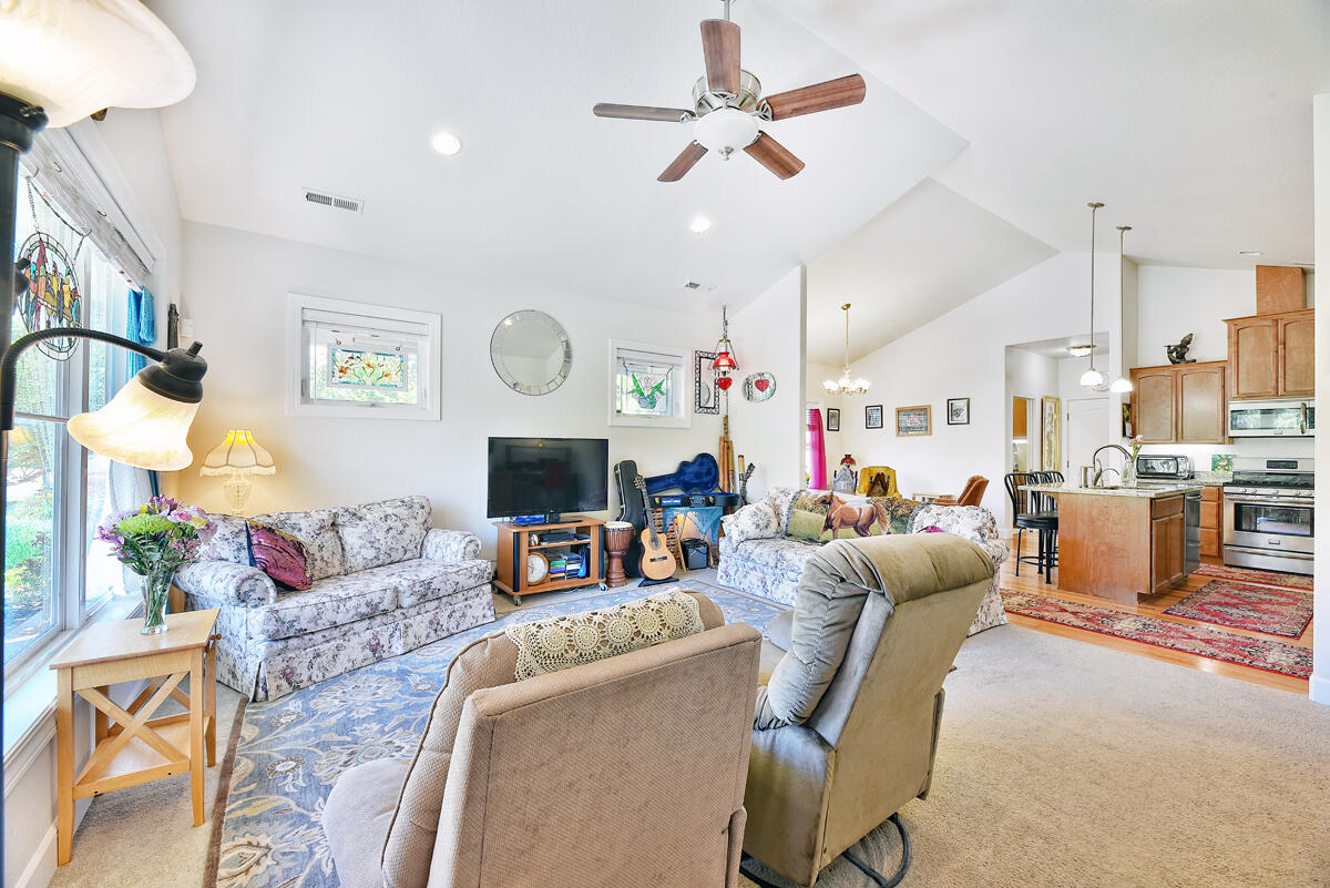 Twin Creeks Crossing Phase III - Residential