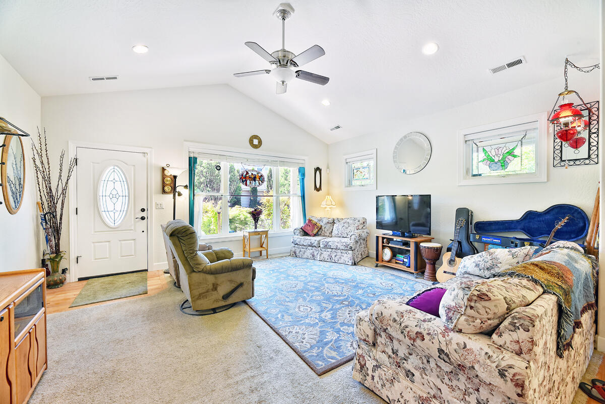 Twin Creeks Crossing Phase III - Residential