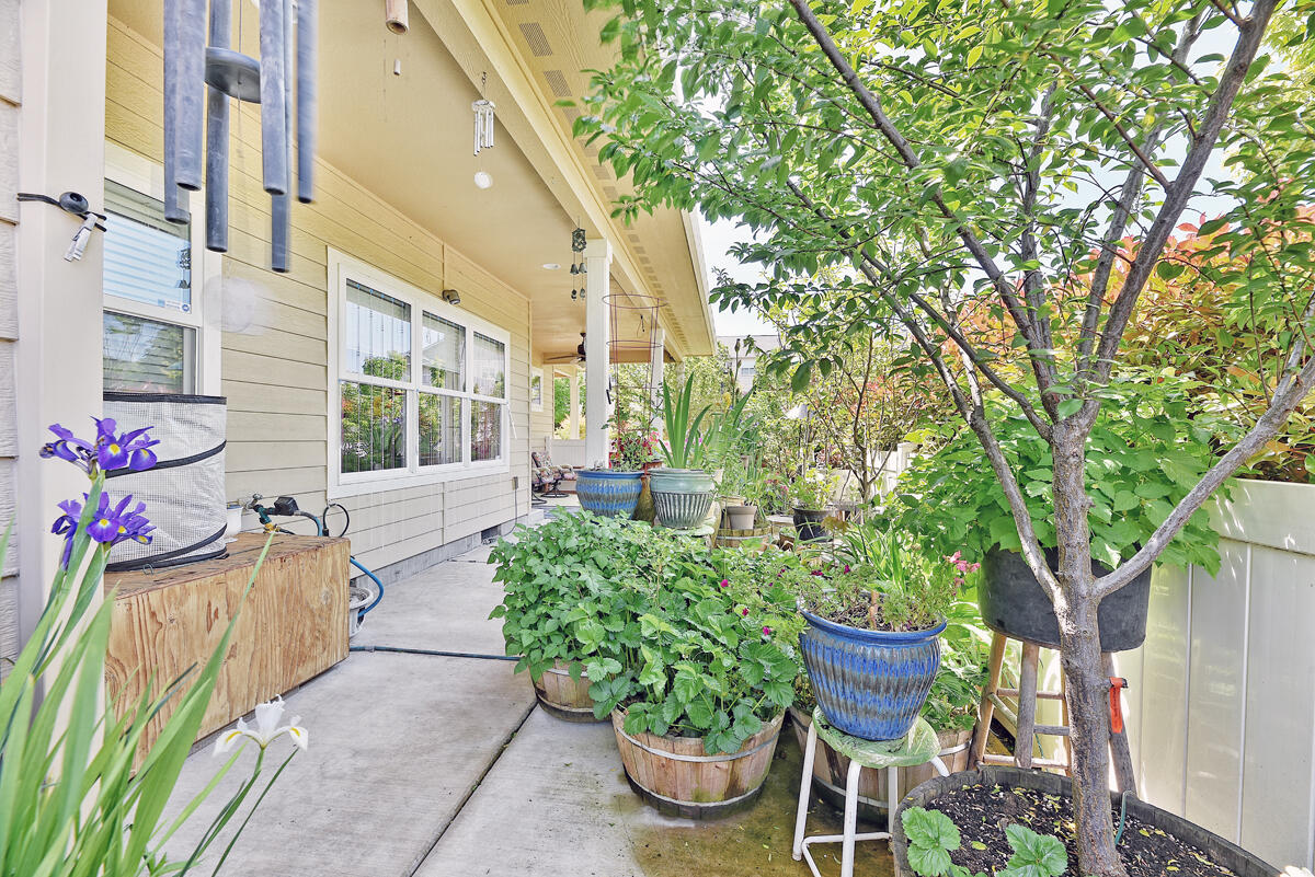 Twin Creeks Crossing Phase III - Residential