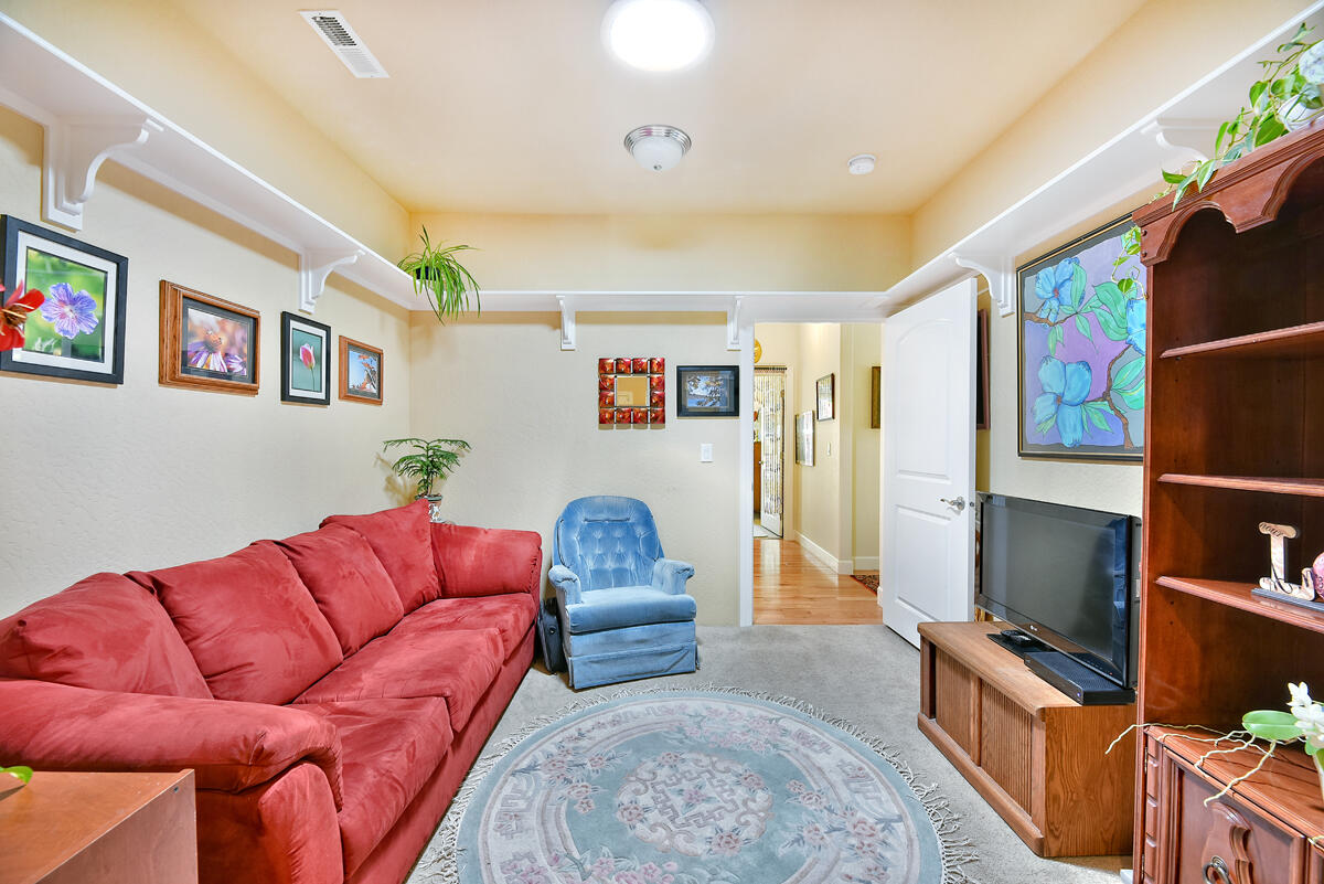 Twin Creeks Crossing Phase III - Residential