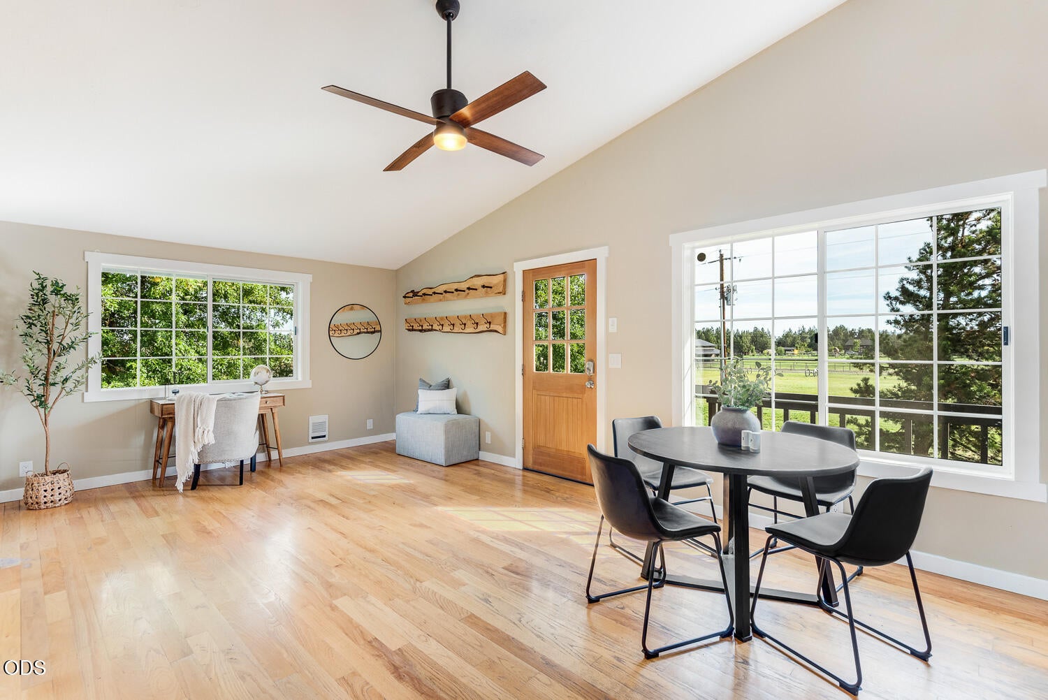 64160 Pioneer Loop