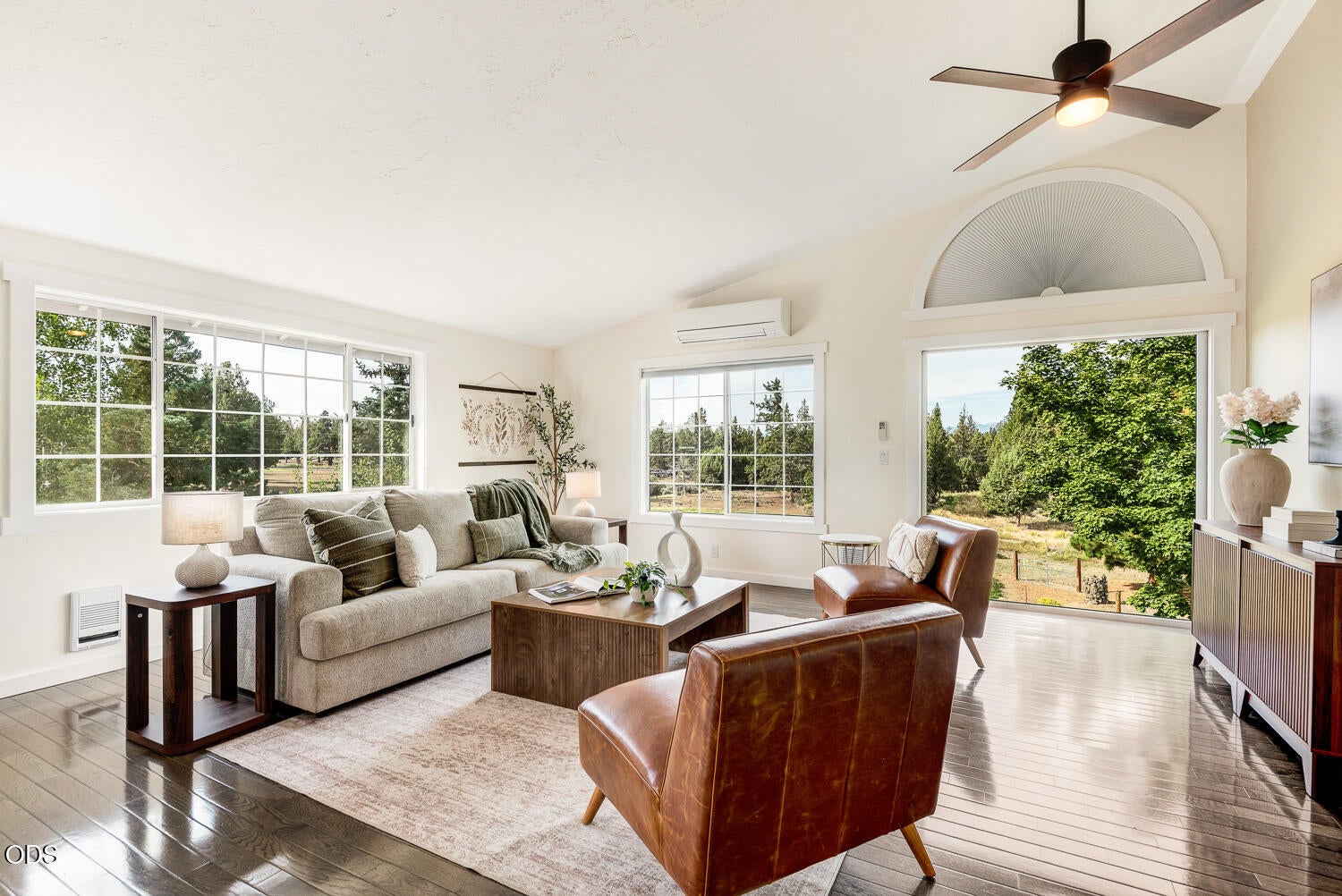 64160 Pioneer Loop